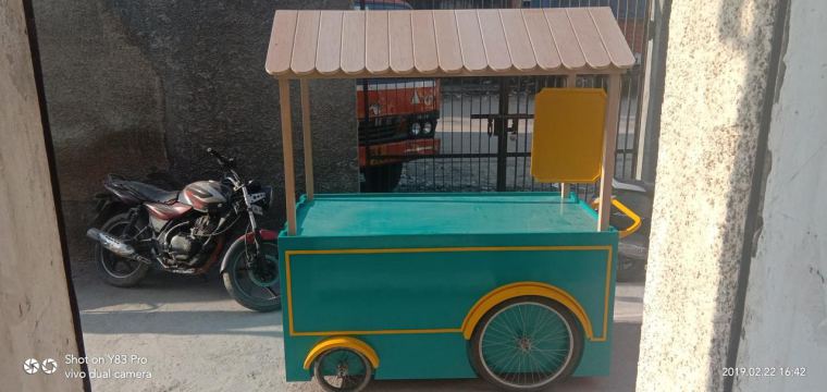 Side view of a branded food cart – CADMAP, Delhi