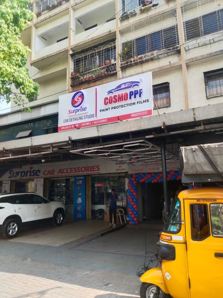 Flex banner branding on a commercial building – CADMAP, Delhi